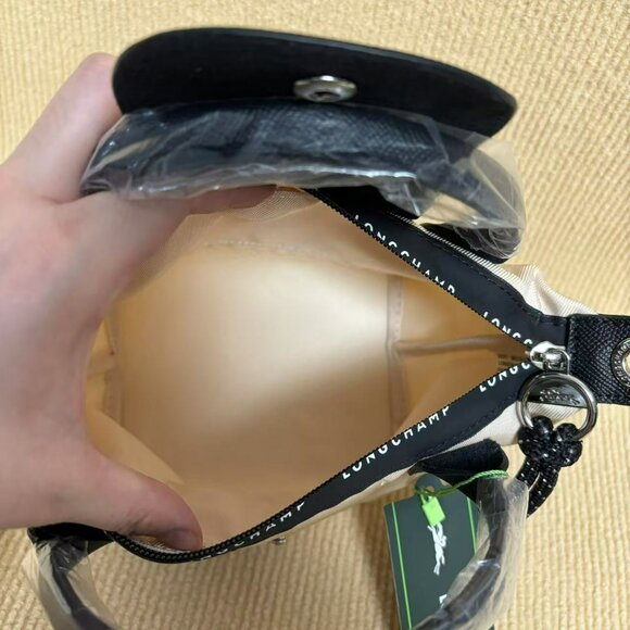 Brand new Longchamp Mini Perforated Shoulder Bag - Picture 7 of 8